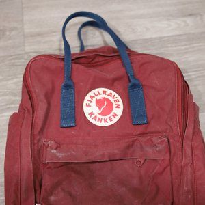Fjall Raven Kanken Backpack